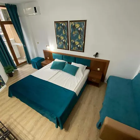 Destination Bulgaria 2000 Grenada Private Family 阳光海滩