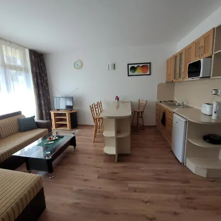 Destination Bulgaria 2000 Grenada Private Family * 阳光海滩